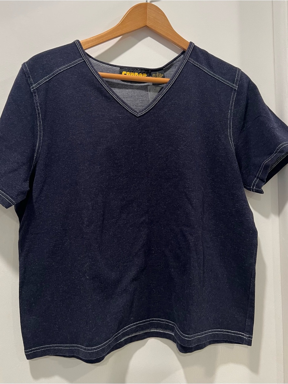 Women Navy V-Neck Short Sleeve Tee with Contrast Stitching